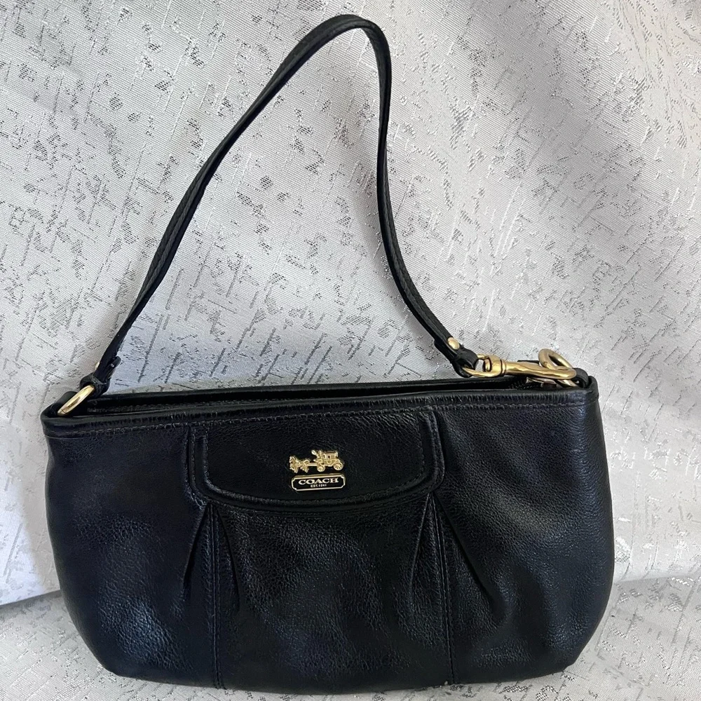 Coach Womens Black Leather Detachable Strap Top Zip Pouch Wallet - Picture 3 of 5